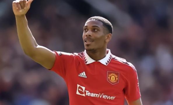 🎮KeSPA杯战报：Zeka阿卡丽超神砍13杀，HLE鏖战三局力克T1